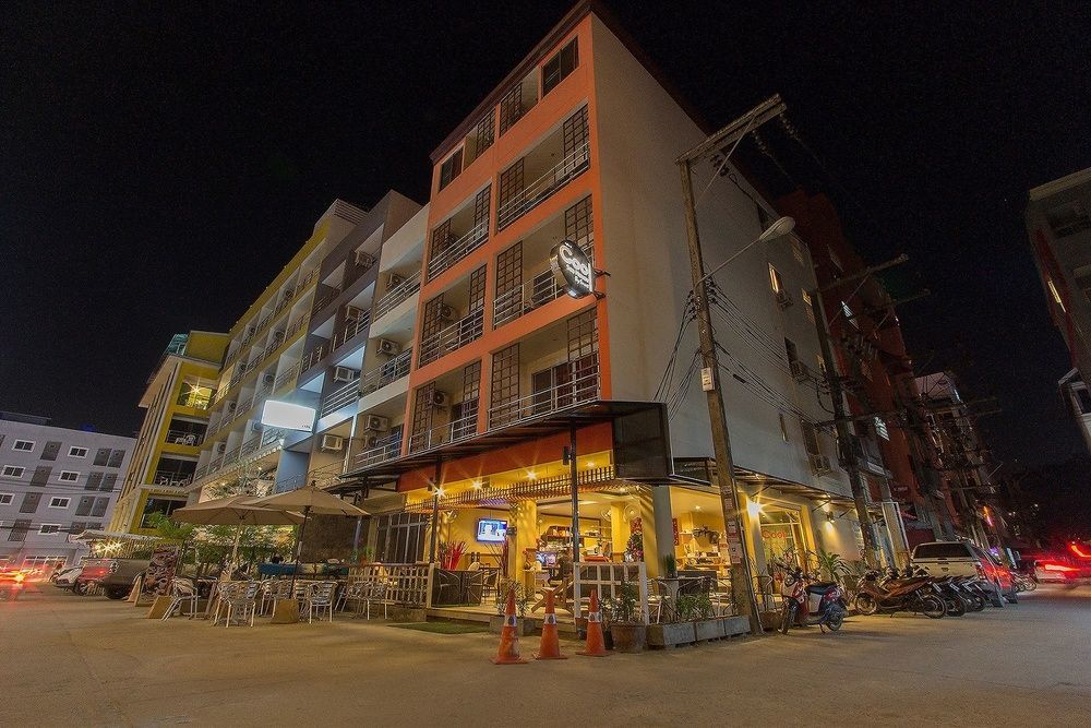 Hotel Cool Sea House à Patong Extérieur photo