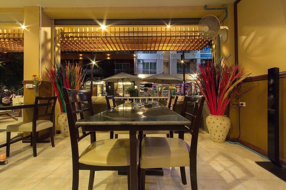 Hotel Cool Sea House à Patong Extérieur photo