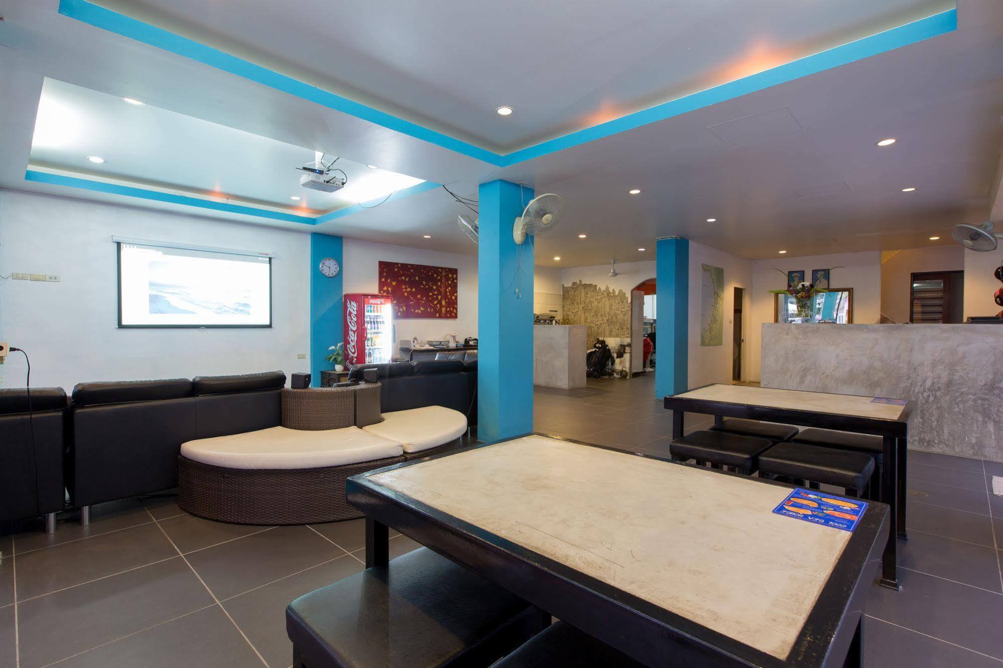 Hotel Cool Sea House à Patong Extérieur photo