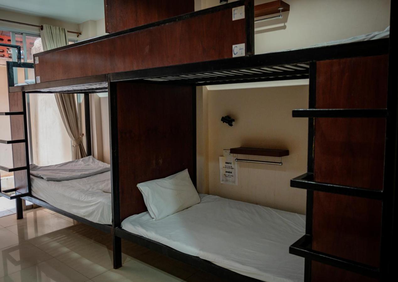 Hotel Cool Sea House à Patong Extérieur photo